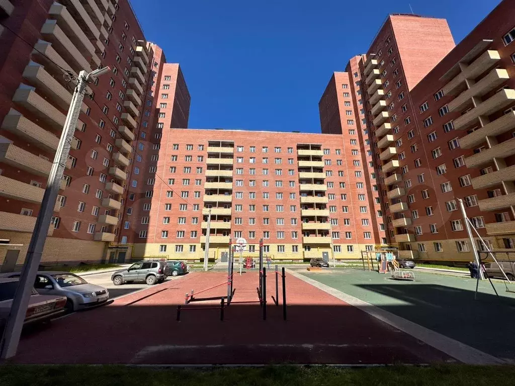 2-к. квартира, 52 м, 1/9 эт. - Фото 0