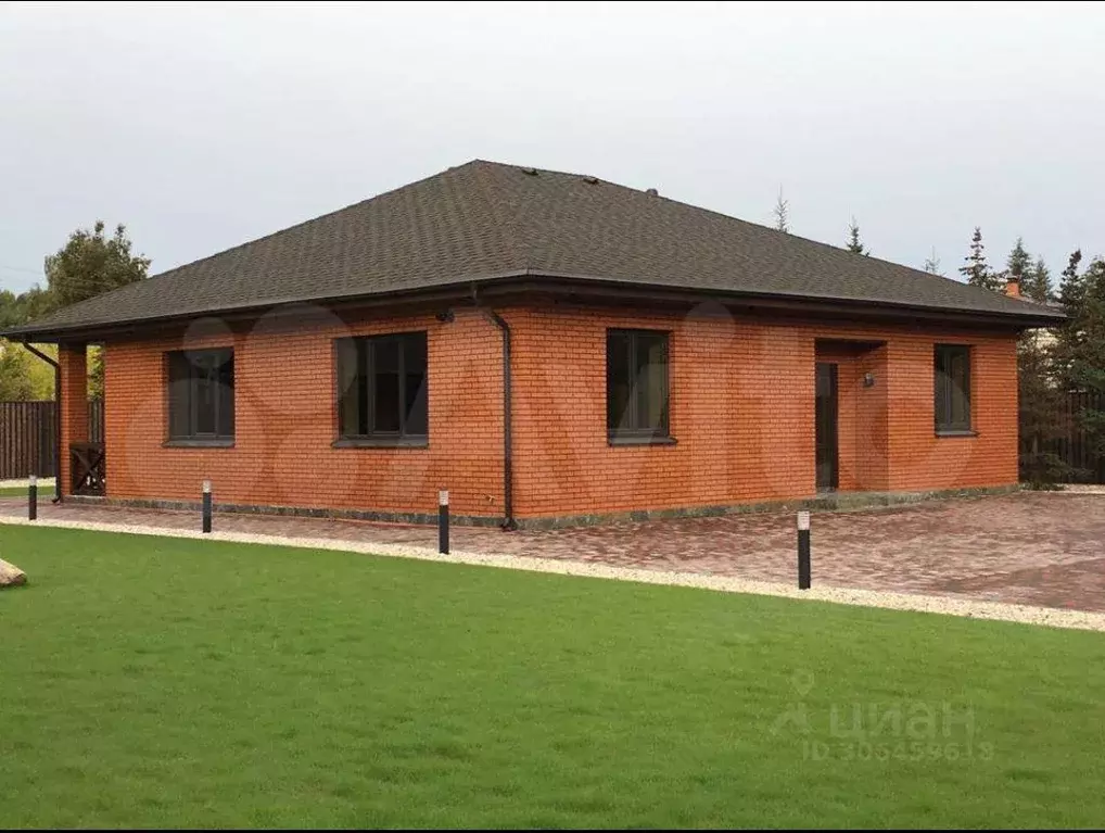 Дом в Псковская область, Псков ул. Яна Райниса, 88В (164 м) - Фото 1