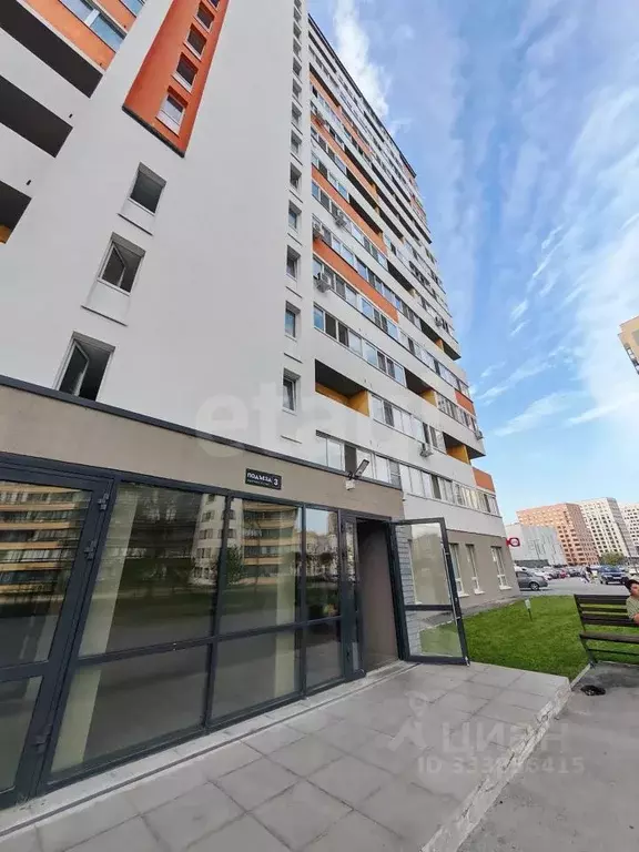Студия Тюменская область, Тюмень ул. Новоселов, 113 (17.8 м) - Фото 1