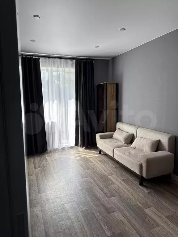 1-к. квартира, 40 м, 1/3 эт. - Фото 1