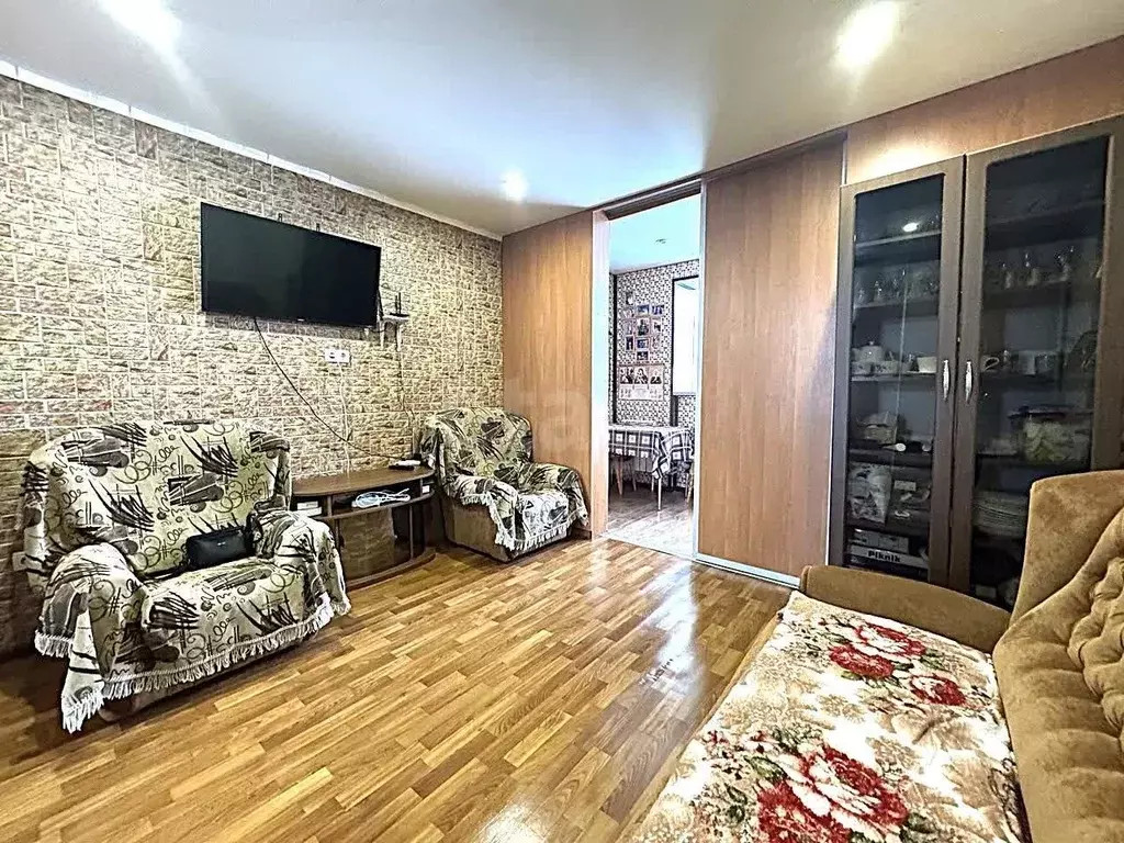 1-к кв. Крым, Красногвардейский район, Октябрьское пгт ул. Кондрашина ... - Фото 2