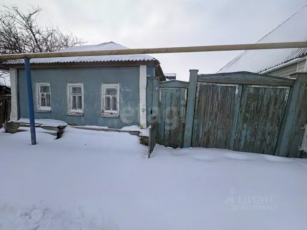 Дом в Белгородская область, Корочанский район, с. Погореловка ... - Фото 1
