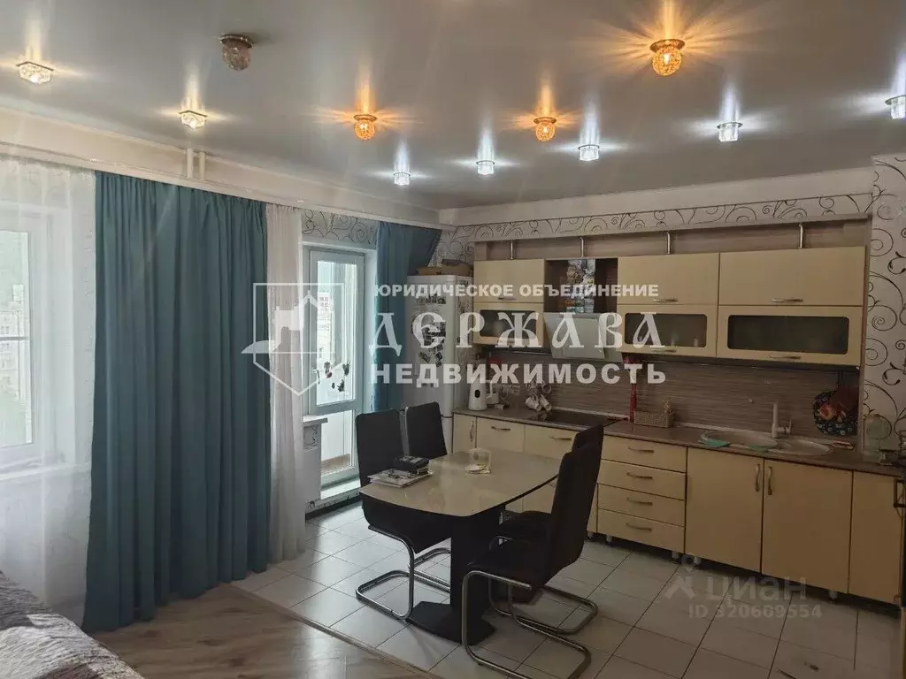 3-к кв. Кемеровская область, Междуреченск бул. Медиков, 8 (72.0 м) - Фото 1