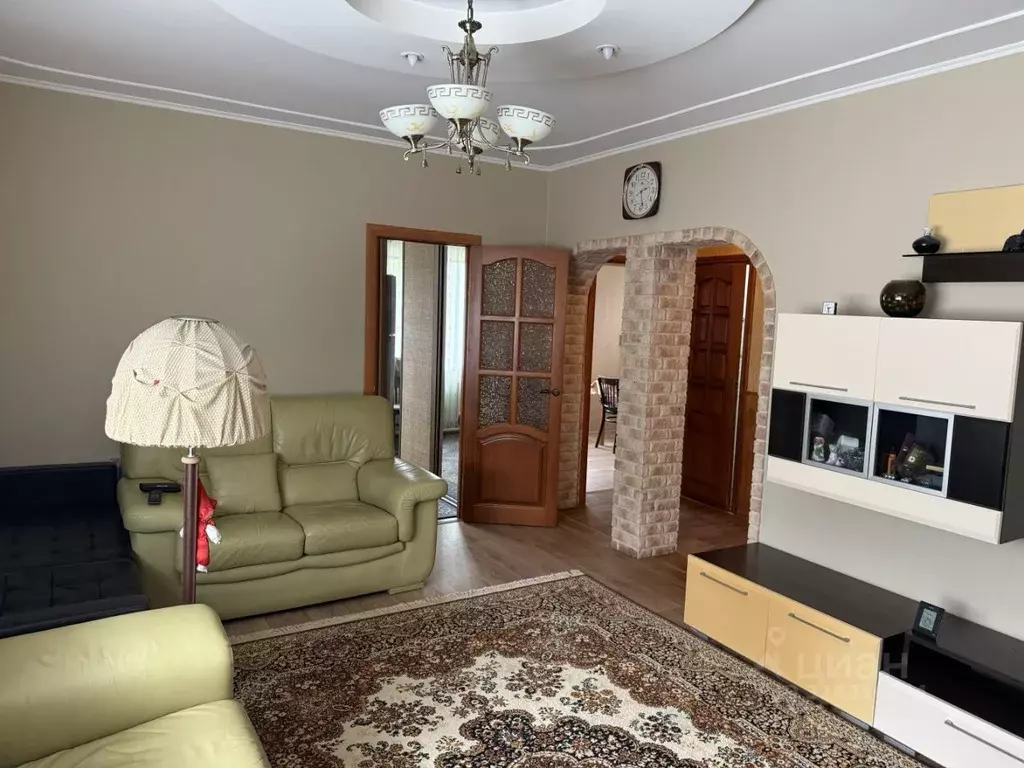 3-к кв. Омская область, Омск Фабричная ул., 25 (70.0 м) - Фото 1