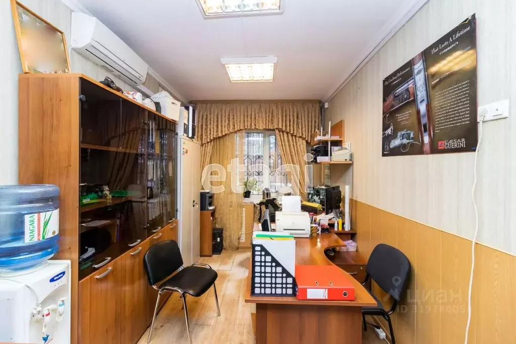 Помещение свободного назначения в Тюменская область, Тюмень ул. ... - Фото 0