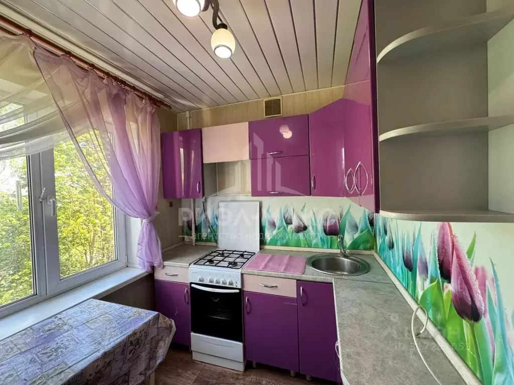 3-к кв. Брянская область, Дятьково 12-й мкр, 8 (63.7 м) - Фото 2