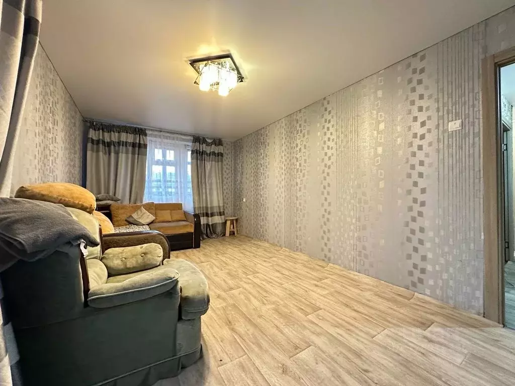 2-к кв. Саратовская область, Балашов ул. Титова, 26 (41.9 м) - Фото 2