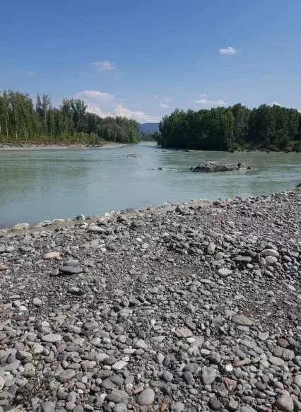 Дом в Алтайский край, Алтайский район, Айский сельсовет, с. Ая ул. ... - Фото 1