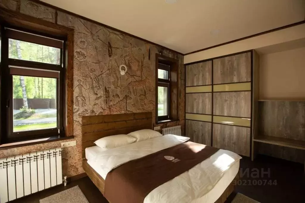 Дом в Алтай, Майминский район Р-256 Чуйский тракт, 479-й км (100 м) - Фото 1
