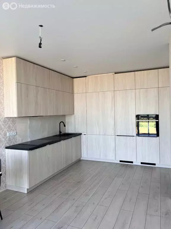 2-комнатная квартира: Краснодар, микрорайон Любимово, 18 (60.5 м) - Фото 1