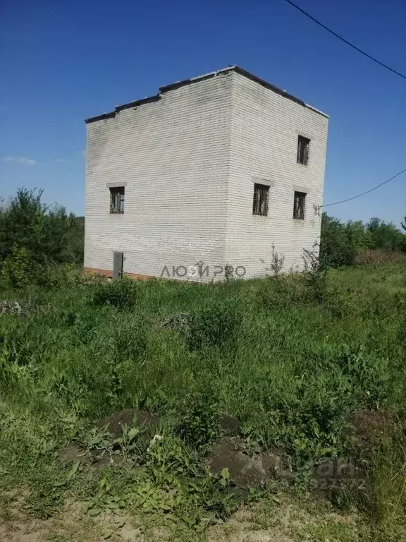 Дом в Саратовская область, с. Еремеевка ул. Зеленая, 3 (180 м) - Фото 2