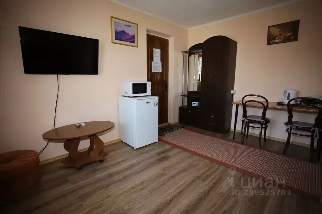 Комната Крым, Феодосия ул. Русская, 45 - Фото 2