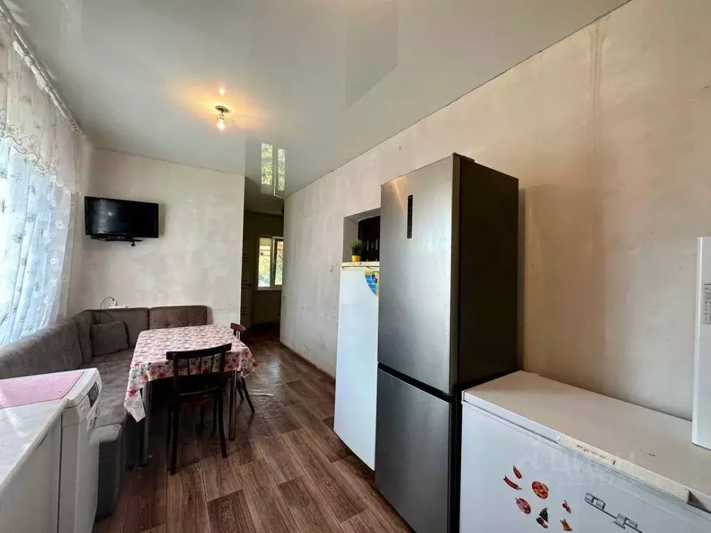 Дом в Оренбургская область, Тюльганский район, с. Благодарное ... - Фото 1