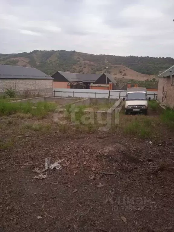 Участок в Ингушетия, Назрань ул. З.Б. Дзарахова (10.0 сот.) - Фото 1