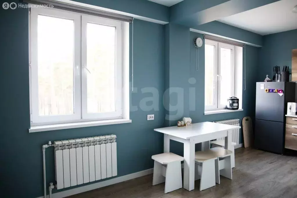 3-комнатная квартира: Улан-Удэ, микрорайон 140Б, 1 (69.4 м) - Фото 1