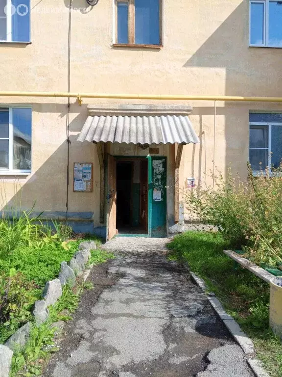 2-комнатная квартира: Асбест, Садовая улица, 41 (51.9 м) - Фото 1