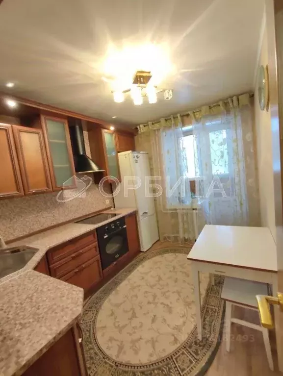 2-к кв. Тюменская область, Тюмень Депутатская ул., 129 (50.0 м) - Фото 1