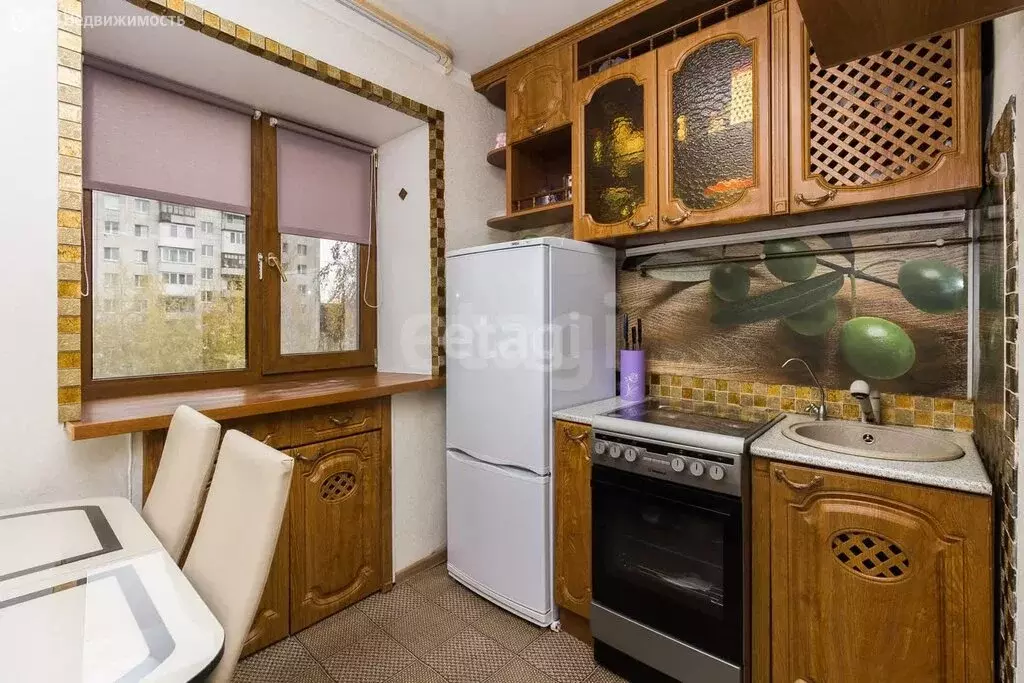 2-комнатная квартира: Тюмень, Карская улица, 25 (47.1 м) - Фото 1