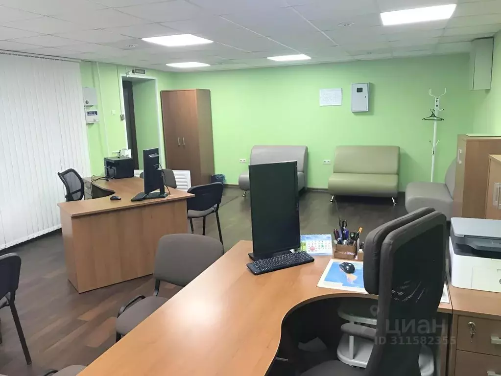 Офис в Ханты-Мансийский АО, Нижневартовск Омская ул., 8 (90 м) - Фото 2