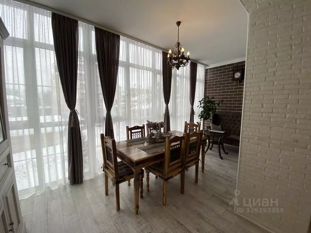 3-к кв. Кировская область, Киров ул. Успенская, 10 (94.8 м) - Фото 2