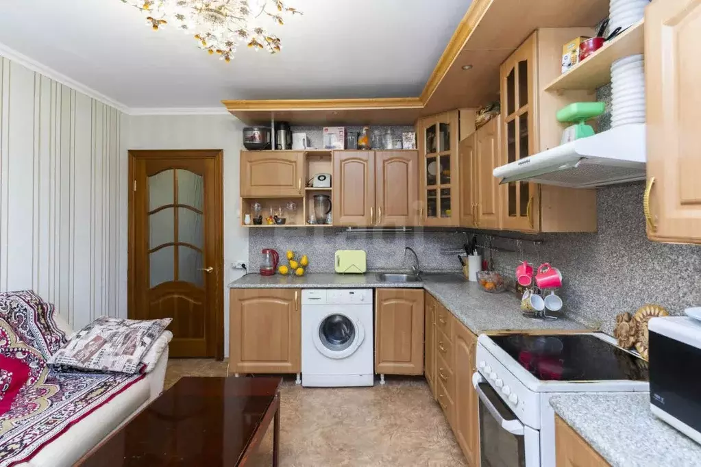 3-к кв. Тюменская область, Тюмень Широтная ул., 132 (91.5 м) - Фото 1