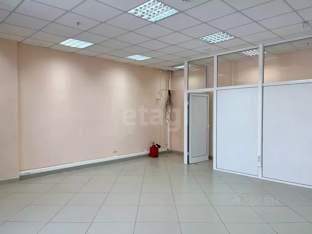 Офис в Иркутская область, Иркутск ул. Октябрьской Революции, 1/4 (95 ... - Фото 1