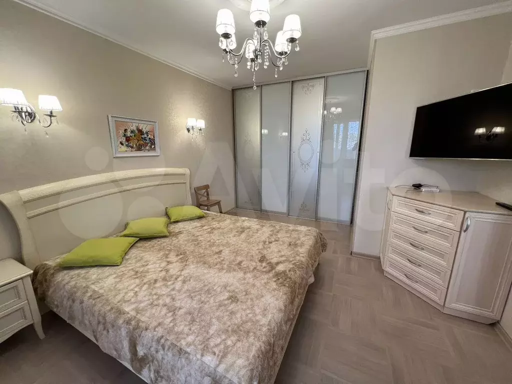 1-к. квартира, 40 м, 9/16 эт. - Фото 1