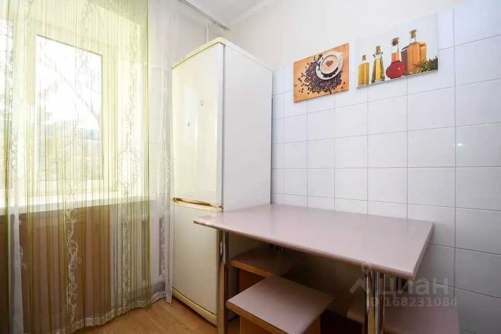 1-к кв. Омская область, Омск наб. Иртышская, 28 (32.0 м) - Фото 2