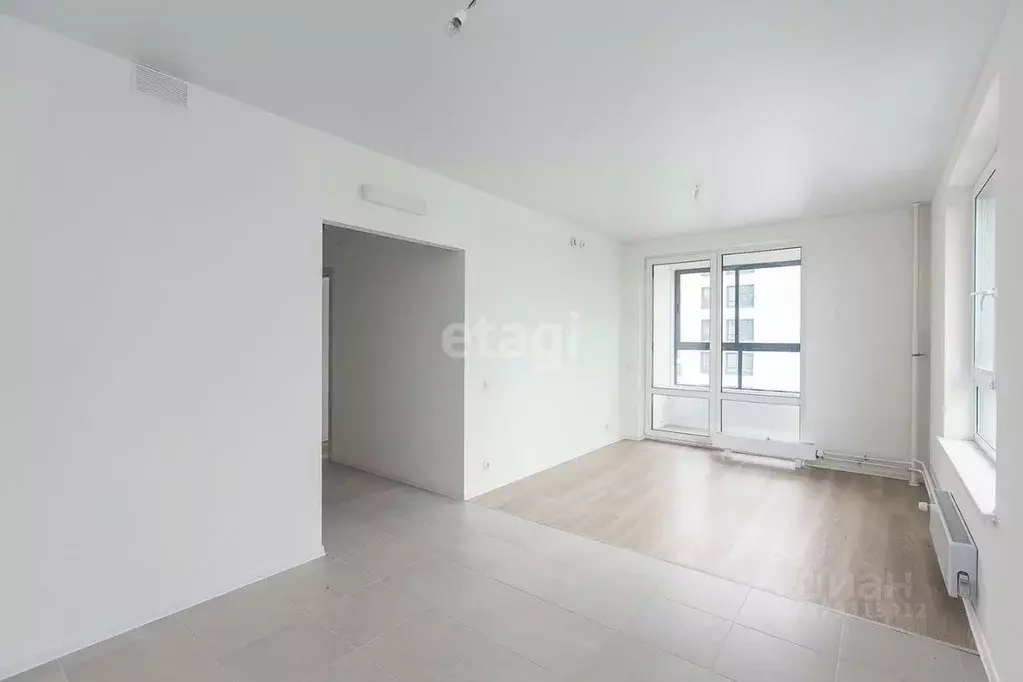 2-к кв. Тюменская область, Тюмень Полевая ул., 117к3 (55.8 м) - Фото 1