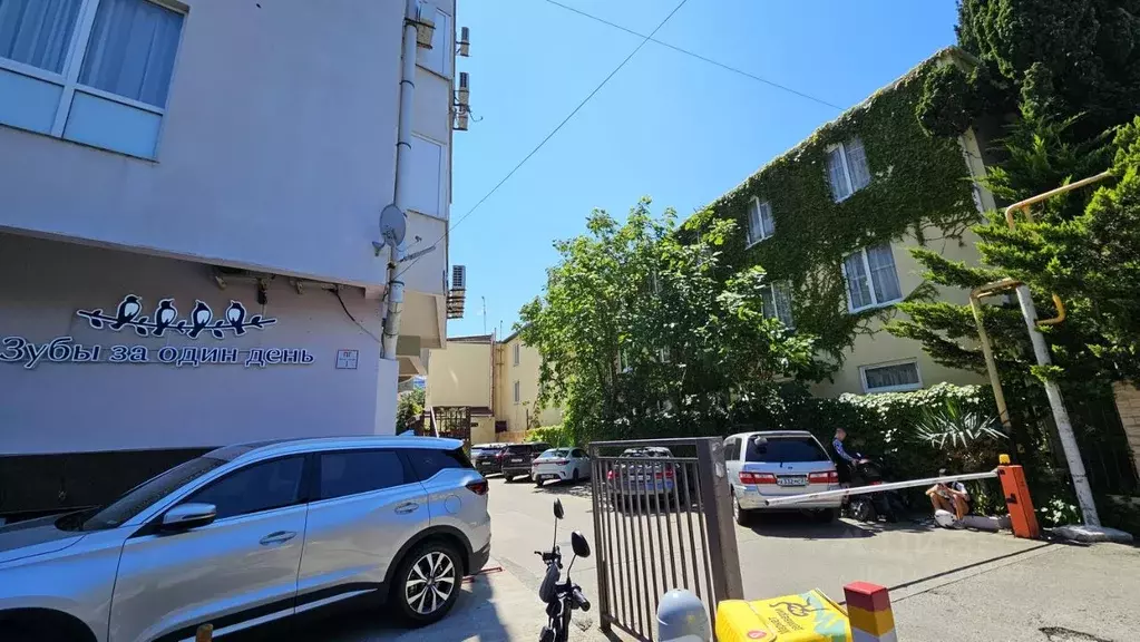 Гараж в Краснодарский край, Сочи пер. Богдана Хмельницкого, 10 (52 м) - Фото 2