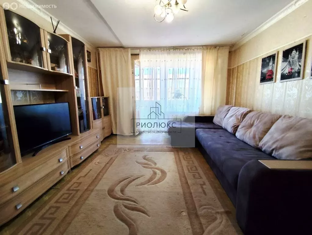 3-комнатная квартира: Магнитогорск, улица Завенягина, 14/1 (61.7 м) - Фото 0
