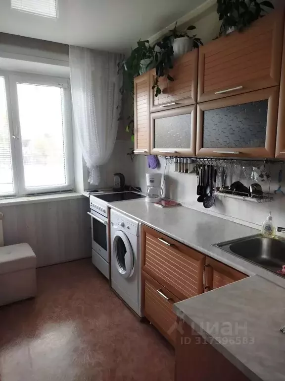 3-к кв. Красноярский край, Красноярск Рязанская ул., 31 (59.8 м) - Фото 0