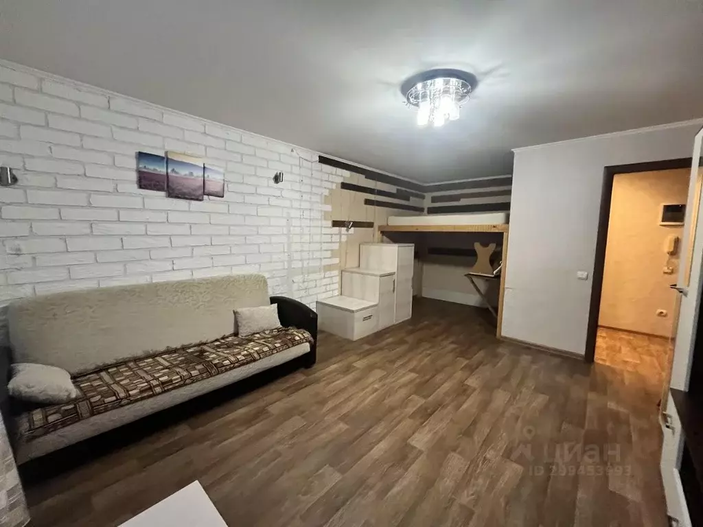 1-к кв. Нижегородская область, Дзержинск Молодежная ул., 19 (36.7 м) - Фото 1