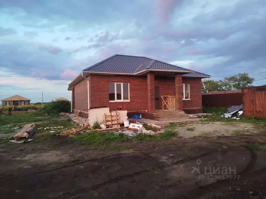 Дом в Курская область, Курский район, Рышковский сельсовет, Кислино ... - Фото 1
