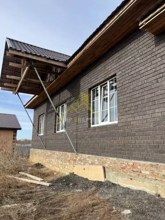 Дом в Оренбургская область, Орск пер. Евгения Маркова, 8 (234 м) - Фото 1