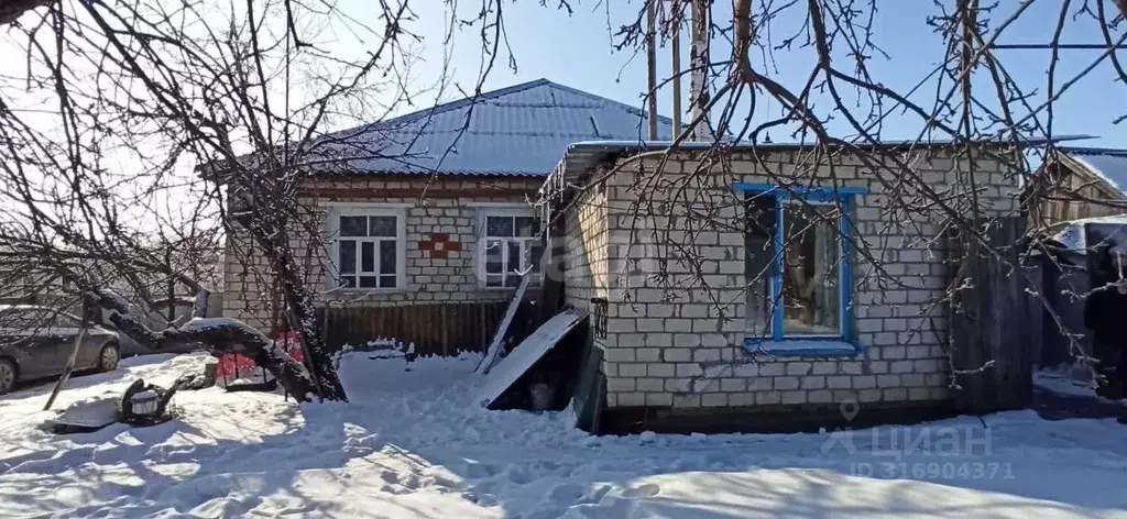 Дом в Белгородская область, Губкинский городской округ, с. Сапрыкино ... - Фото 0