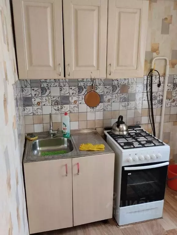 2-к кв. Челябинская область, Челябинск Южная ул., 7 (43.0 м) - Фото 1