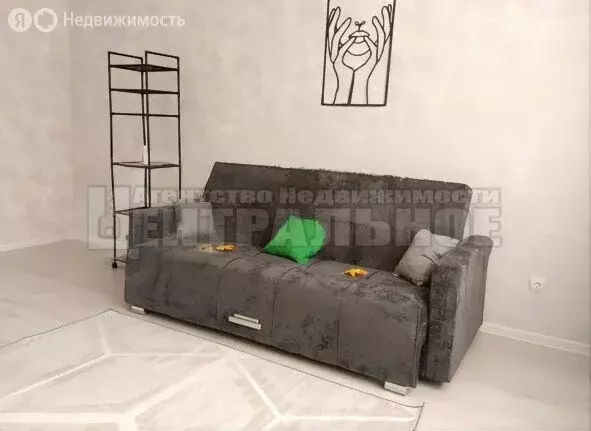 3-комнатная квартира: Смоленск, улица Маршала Ерёменко, 8 (70 м) - Фото 1