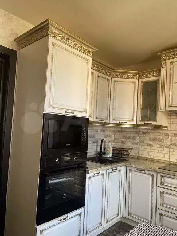 2-к. квартира, 64 м, 11/17 эт. - Фото 0