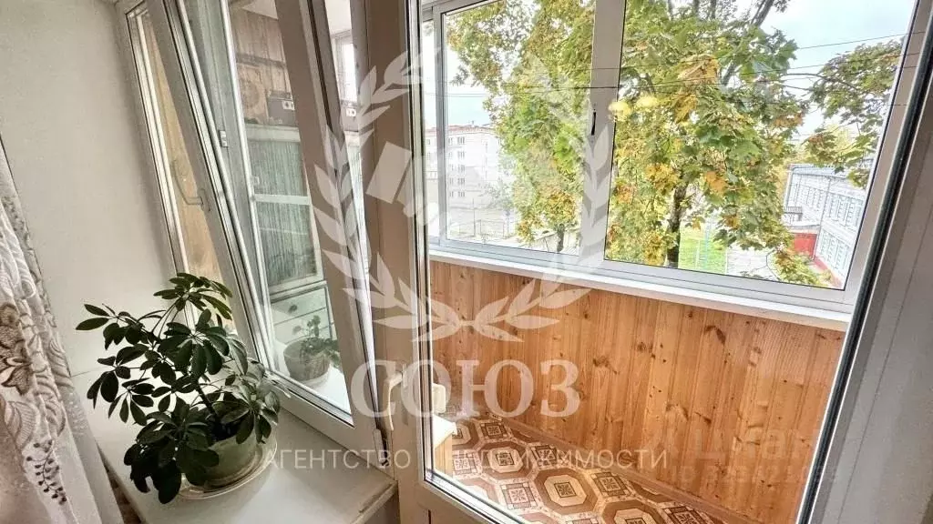 2-к кв. Калужская область, Калуга ш. Грабцевское, 122 (50.0 м) - Фото 2