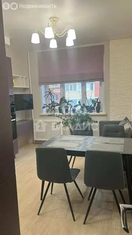 3-комнатная квартира: Щёлково, микрорайон Богородский, 19 (74.6 м) - Фото 1