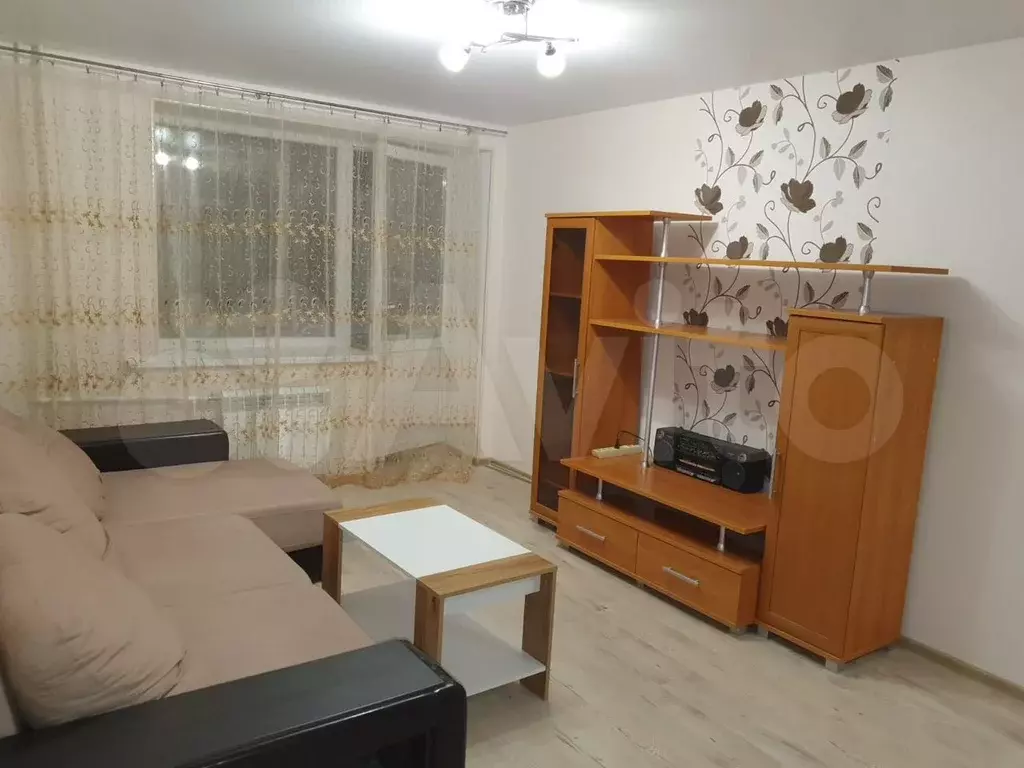 1-к. квартира, 40 м, 3/9 эт. - Фото 1