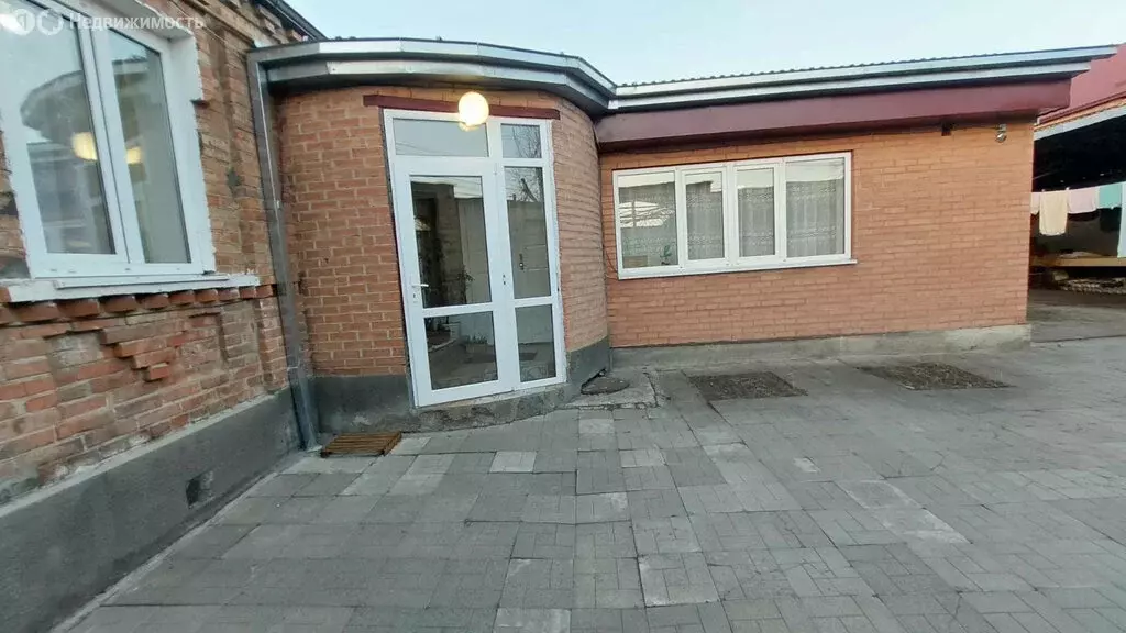 Дом в село Михайловское, улица Карла Либкнехта, 10 (190 м) - Фото 1