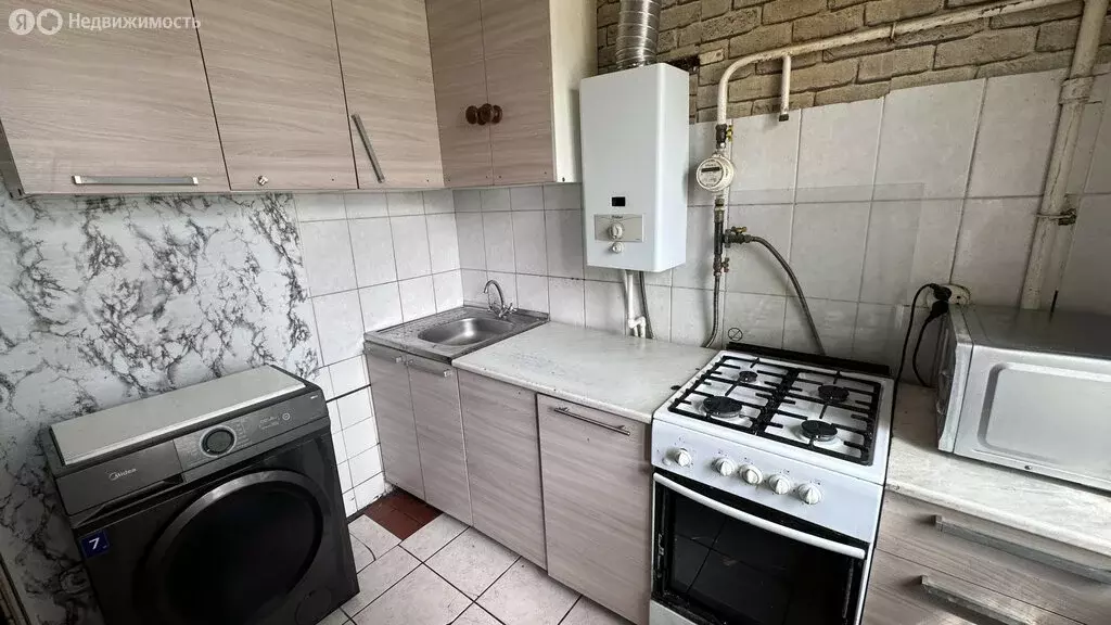 3-комнатная квартира: Ждановский, Школьная улица, 21 (52.3 м) - Фото 1