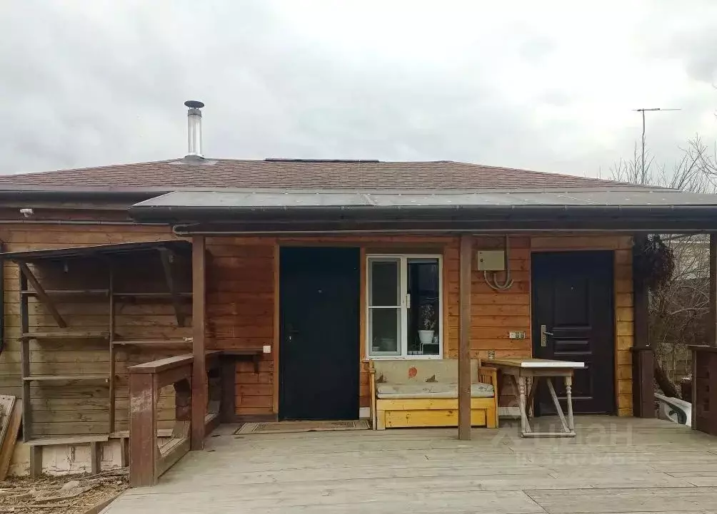 Дом в Ленинградская область, Ломоносовский район, Виллозское городское ... - Фото 1