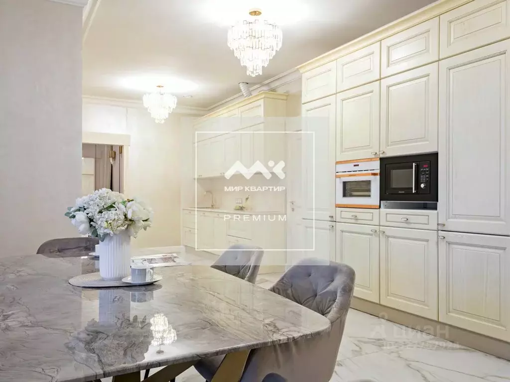 2-к кв. Санкт-Петербург пер. Басков, 2 (118.0 м) - Фото 1