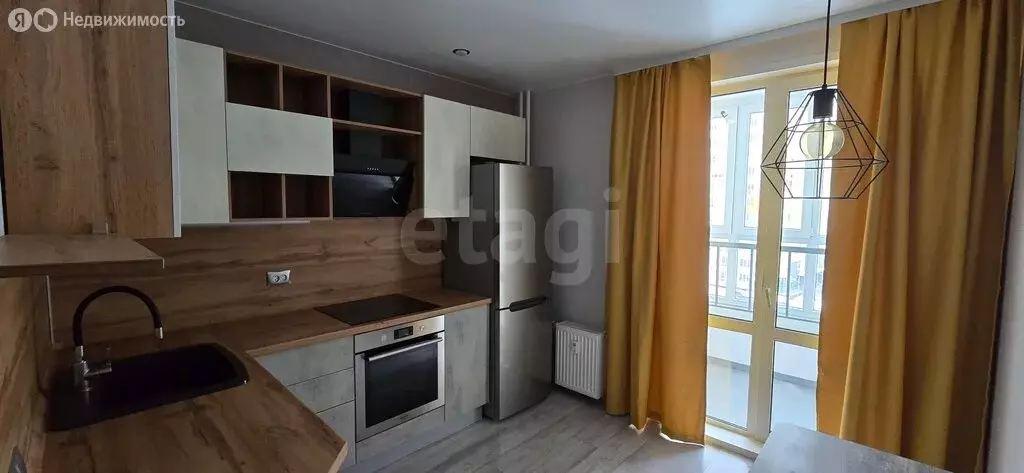 1-комнатная квартира: Тюмень, улица Александра Протозанова, 10 (39 м) - Фото 1