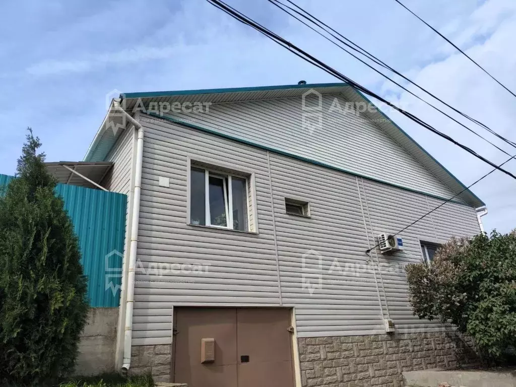 Дом в Волгоградская область, Волгоград Тросовая ул. (121 м) - Фото 1