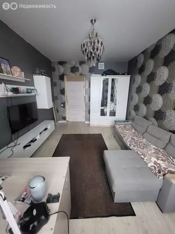 3-комнатная квартира: Пермь, Закамская улица, 2А (71.8 м) - Фото 2