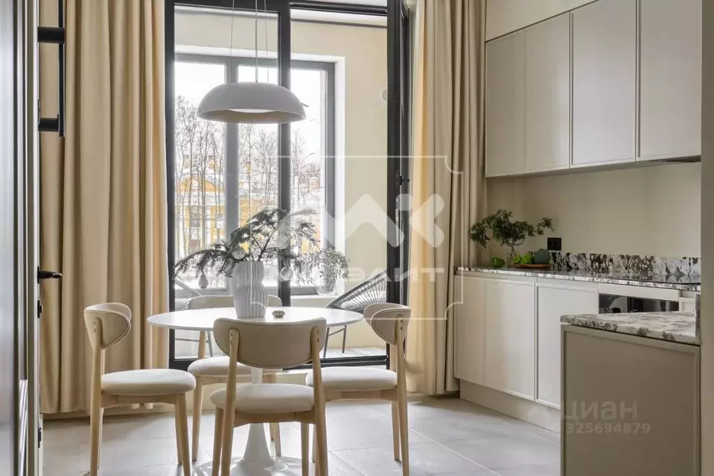 2-к кв. Санкт-Петербург Петровский просп., 28к1 (70.6 м) - Фото 1